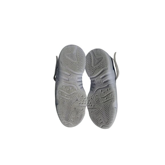 Nike Air Jordan Jumpman 2 Trey Basketball‎ Shoes Size 1Y YWhite/Black/Red - Picture 7 of 8